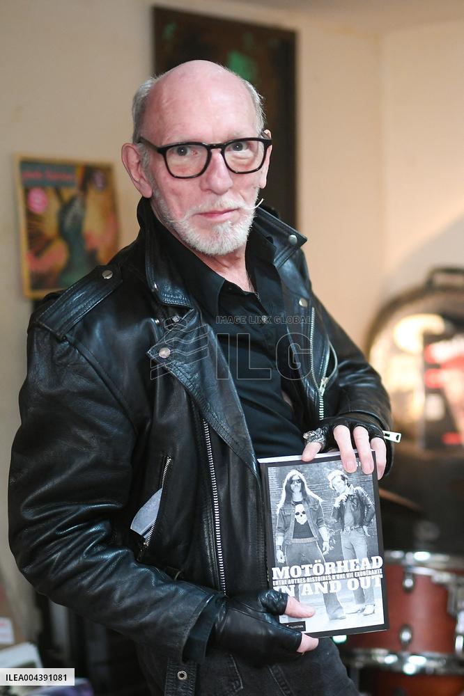 Lucas Fox Portrait - Paris