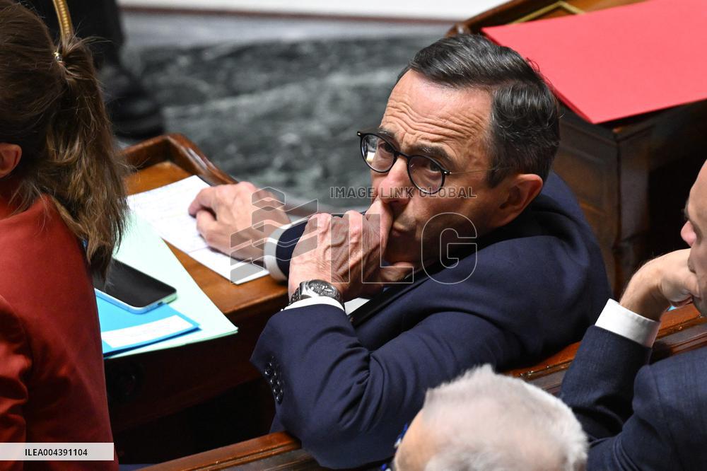 Questions Session To The Government - Paris