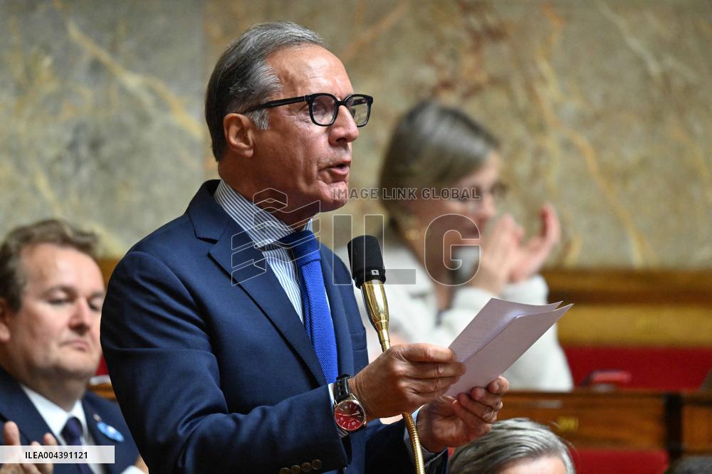 Questions Session To The Government - Paris