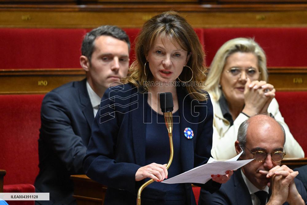 Questions Session To The Government - Paris