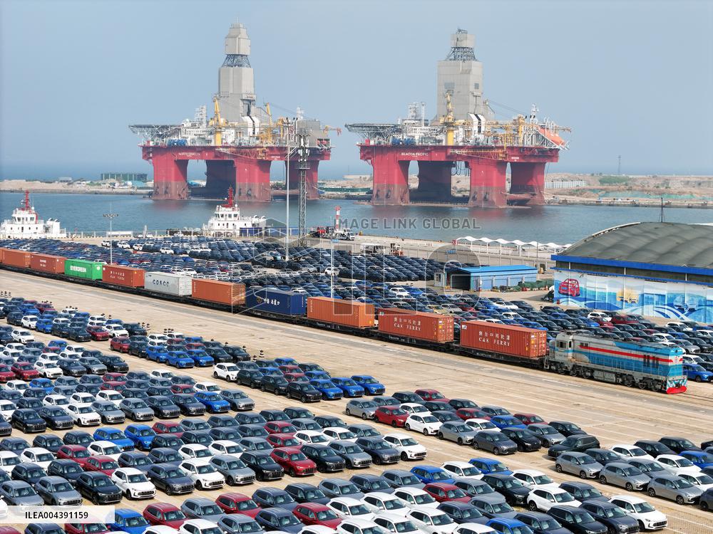 Global Manufacturing Industry in April 2025