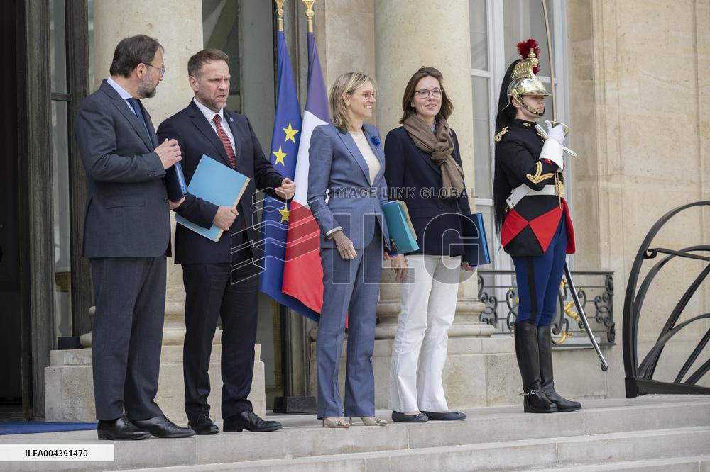 Weekly Cabinet Meeting - Paris