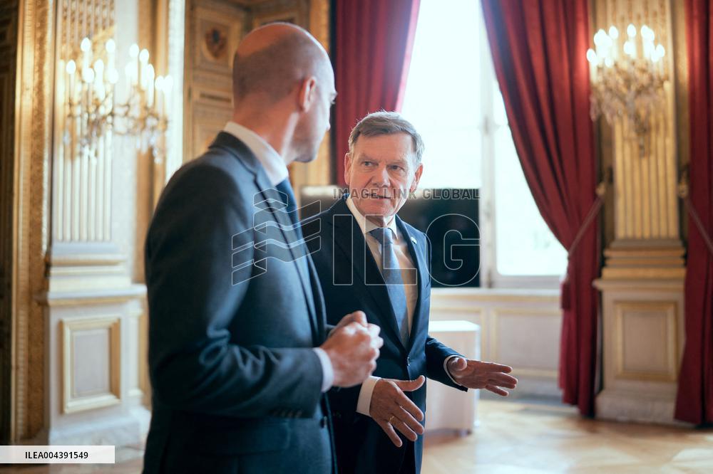 Jean-Noel Barrot receives his German counterpart Johann Wadephul - Paris AJ