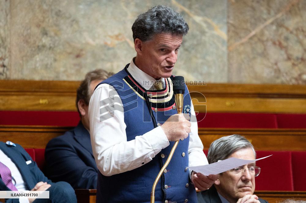 Questions to the government at the National Assembly - Paris