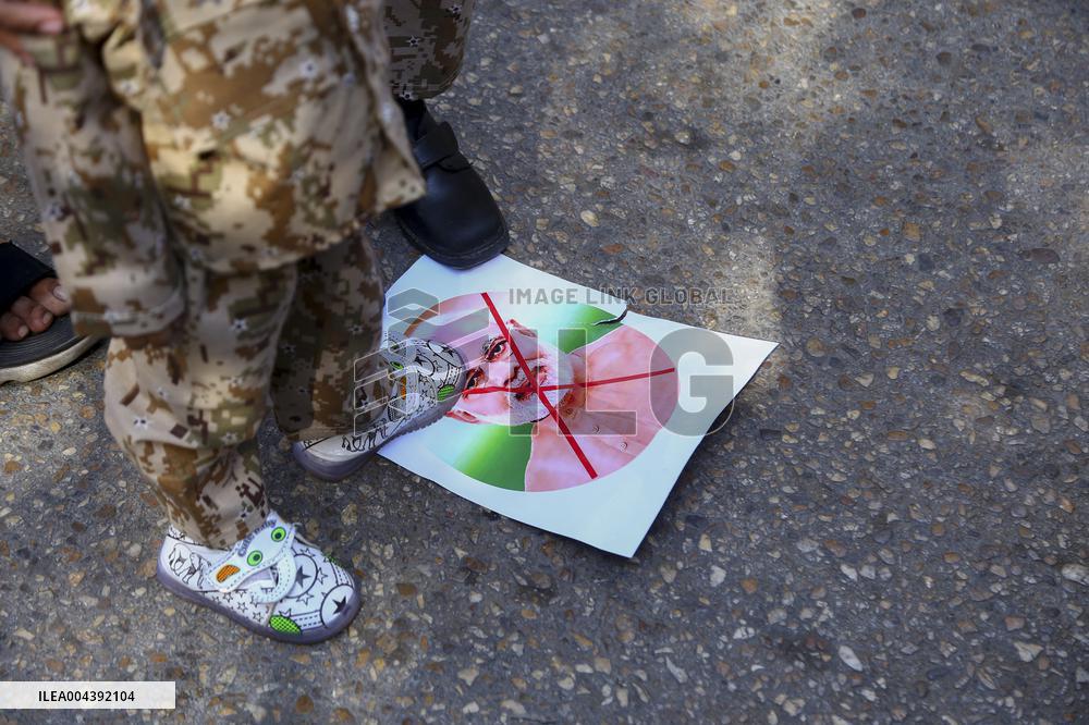 Rally Condemns Airstrikes - Pakistan