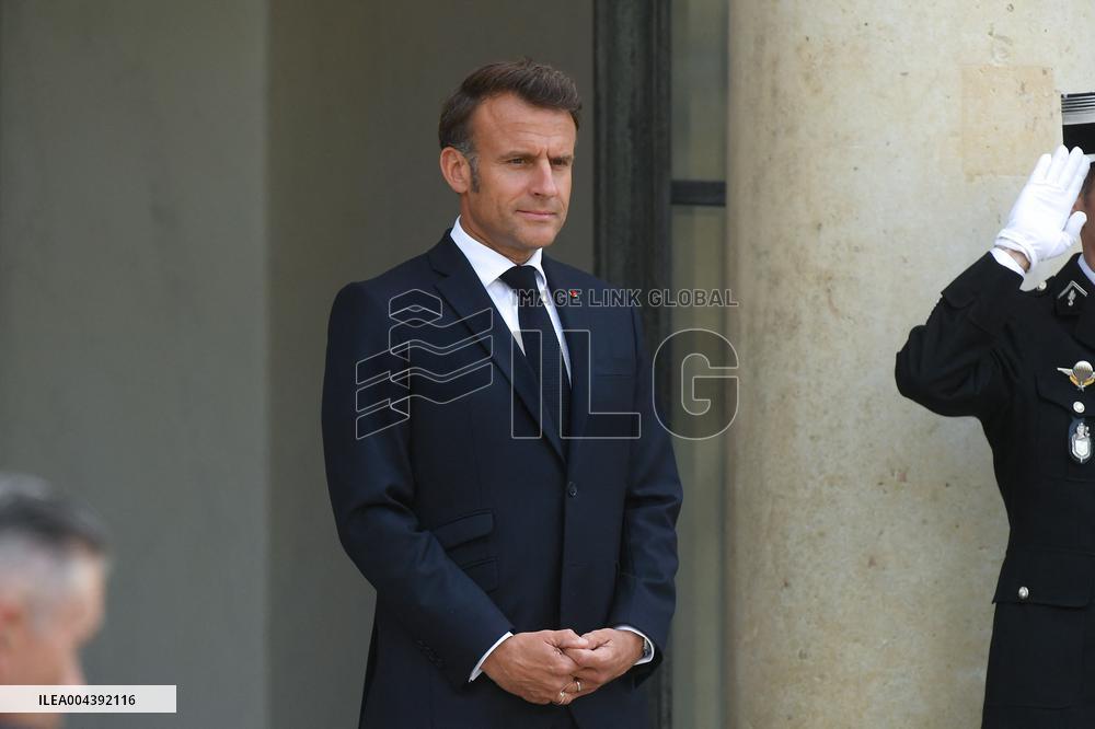 Ahmed Al-Sharaa and Emmanuel Macron at Elysee Palace - Paris