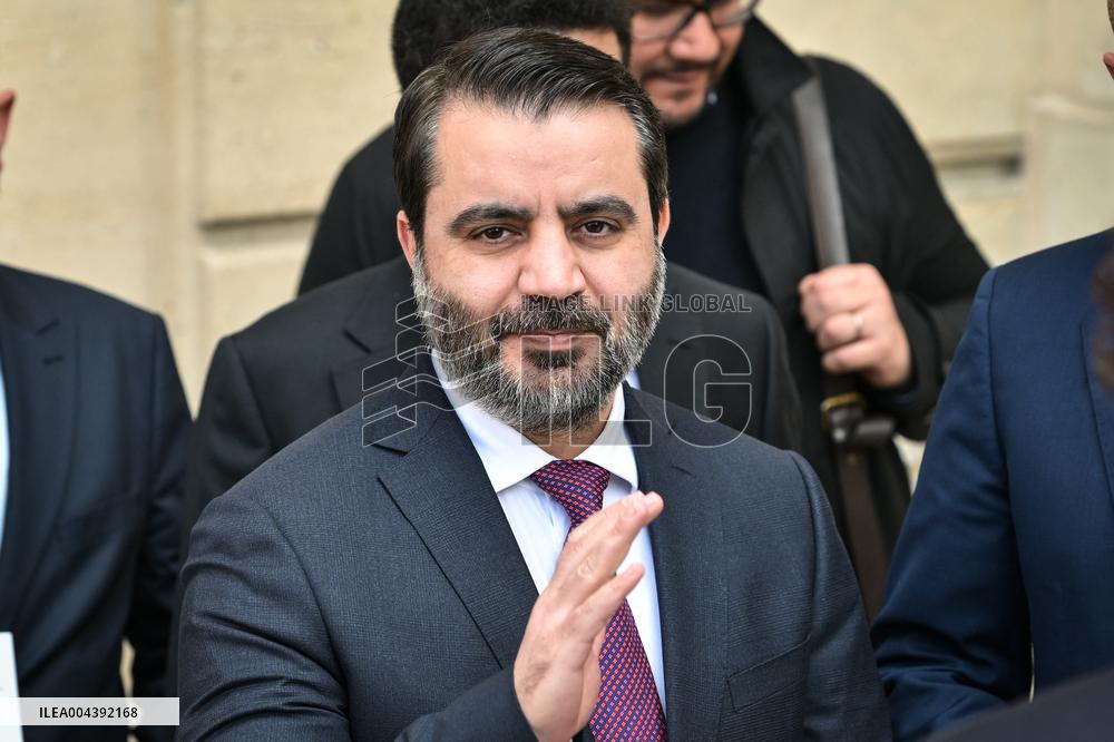 Emmanuel Macron welcomes Ahmed Al Sharaa at the Elysee FA