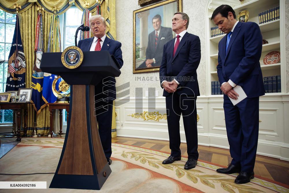 DC: President Trump Swears in David Perdue as U.S. Ambassador to China