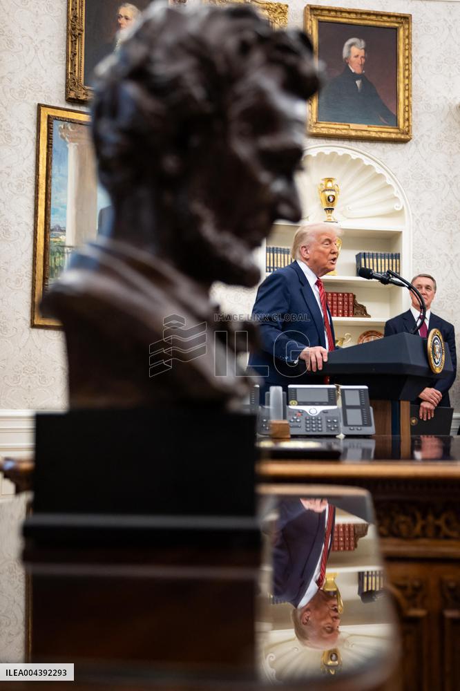 President Trump Swears in David Perdue as U.S. Ambassador to China