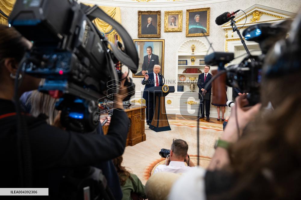 President Trump Swears in David Perdue as U.S. Ambassador to China