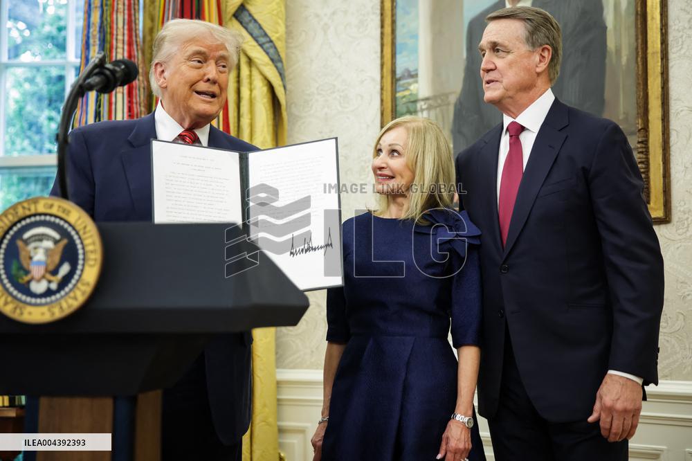 President Trump Swears in David Perdue as U.S. Ambassador to China