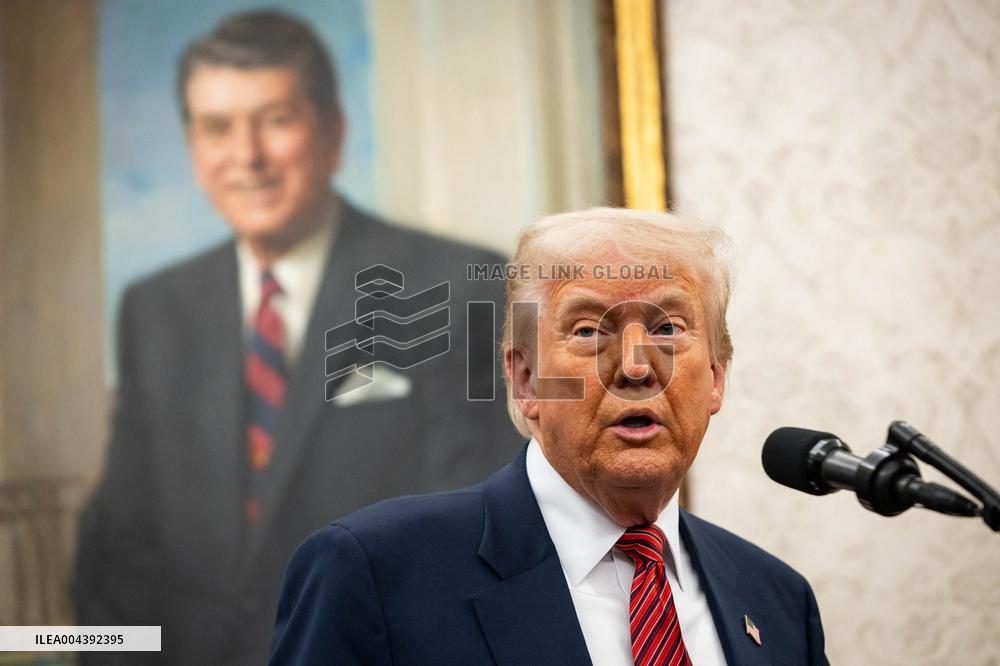 President Trump Swears in David Perdue as U.S. Ambassador to China