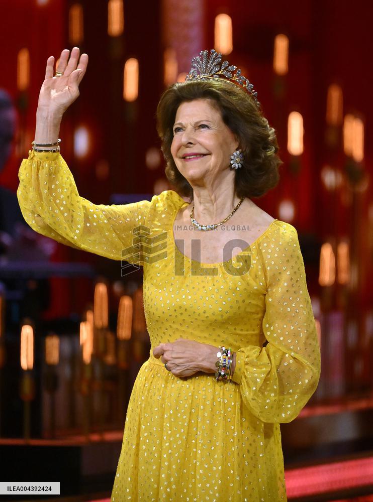 CHRISTER LINDARW AND THE QUEEN