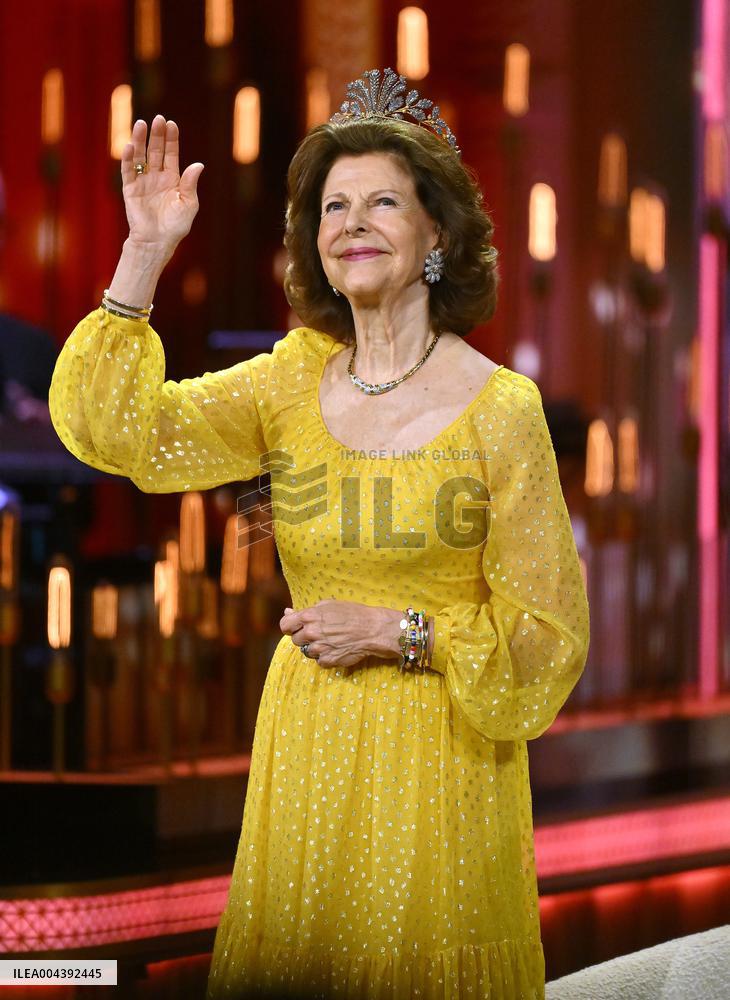 CHRISTER LINDARW AND THE QUEEN