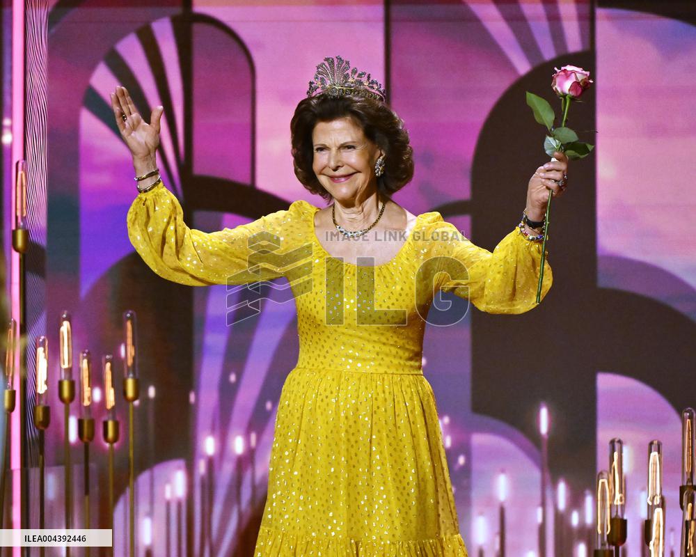 CHRISTER LINDARW AND THE QUEEN