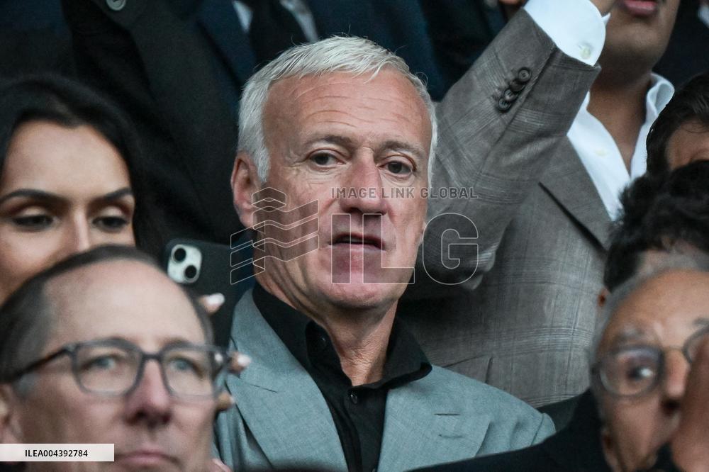 Champions League PSG vs Arsenal FC - celebrities - FA