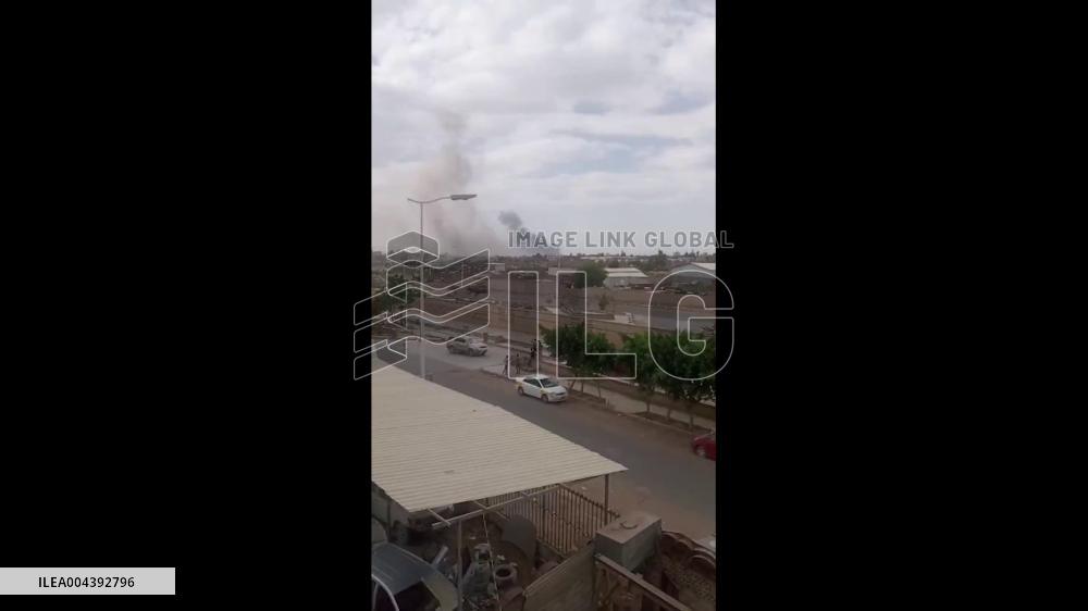 Yemen: Smoke Rises from Sanaa Airport After Israeli Airstrike