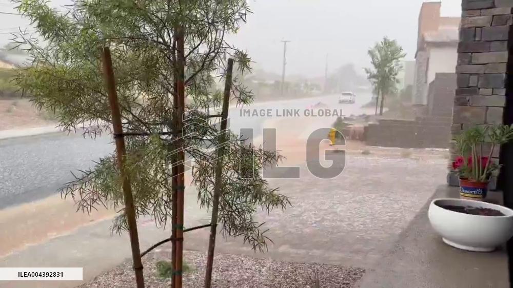 US: Pea-Sized Hail, Heavy Rain Lash Las Vegas Valley 3