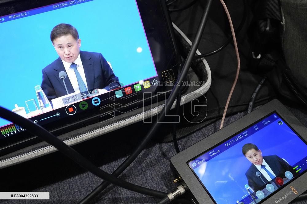 China announces rate cut