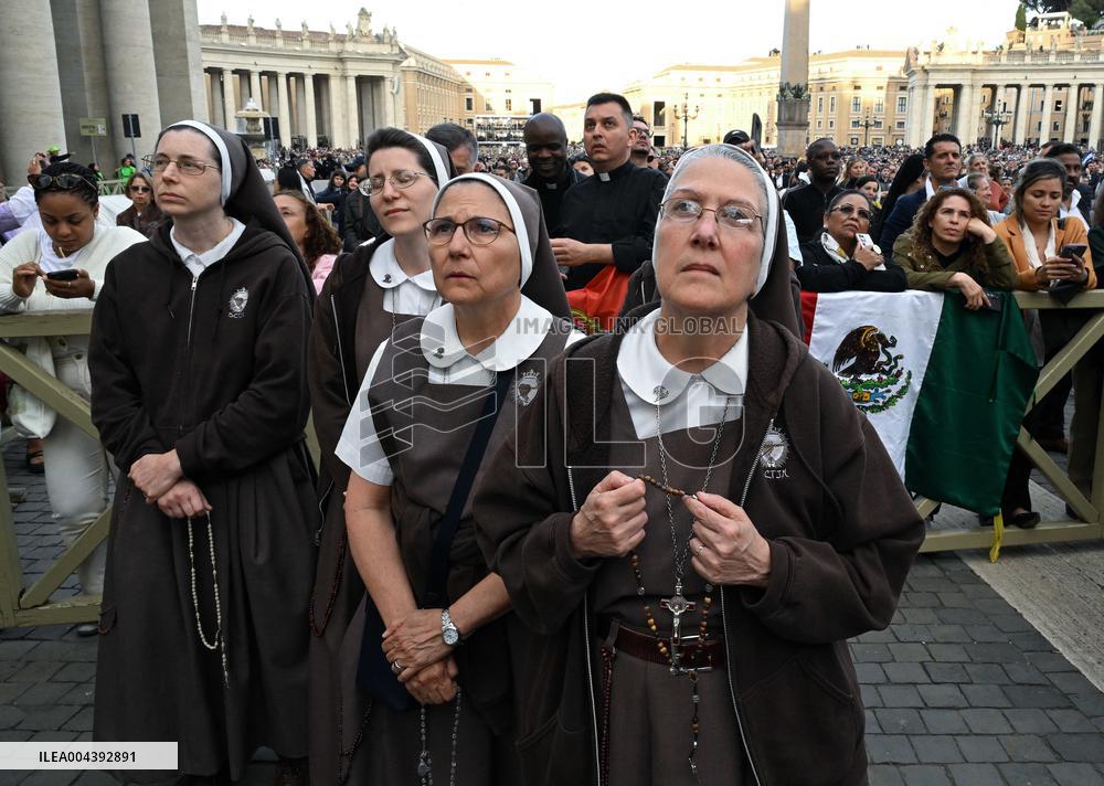 Conclave To Elect New Pope - Day 1 - Vatican