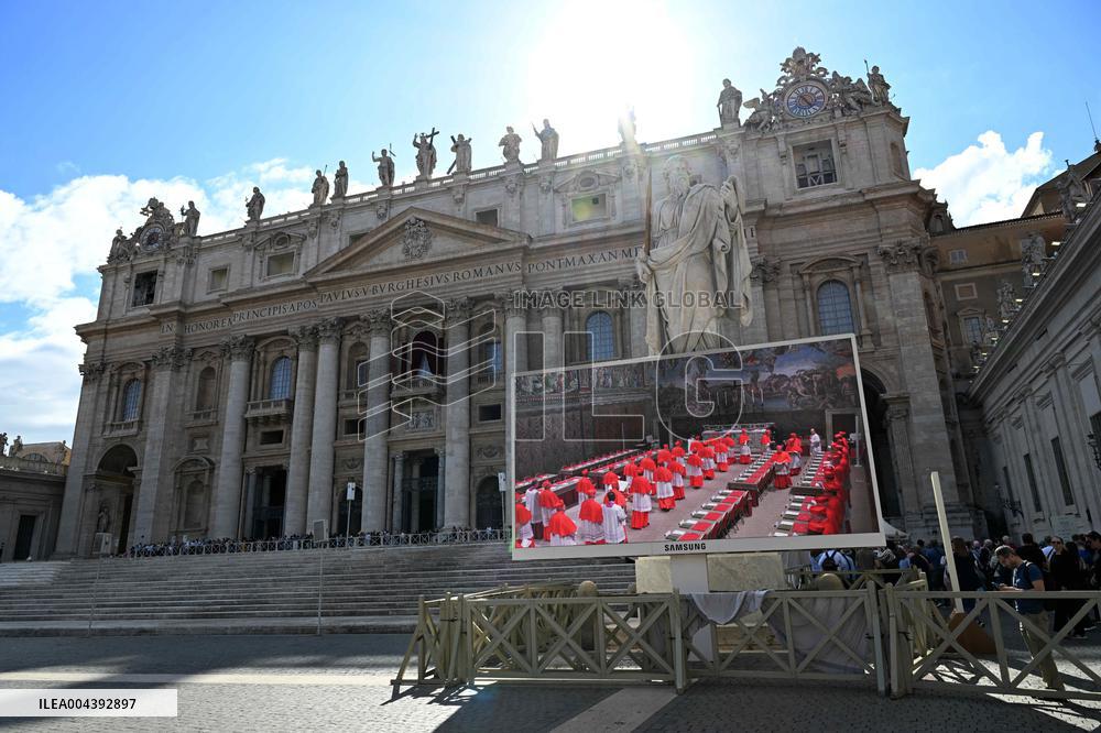 Conclave To Elect New Pope - Day 1 - Vatican