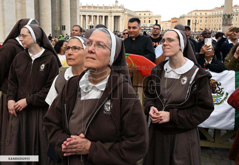 Conclave To Elect New Pope - Day 1 - Vatican