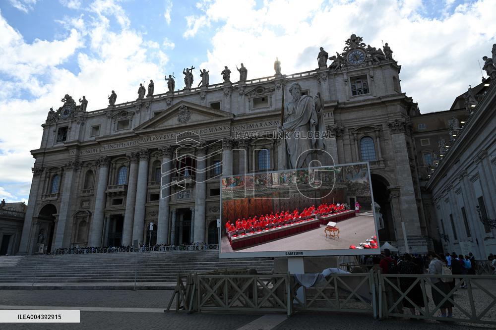 Conclave To Elect New Pope - Day 1 - Vatican