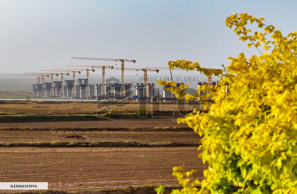 Dengkou Yellow River Bridge Construction