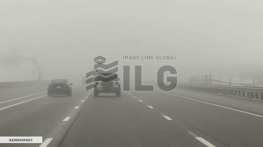 US: Dense Fog Affects Visibility on Highway in Colorado