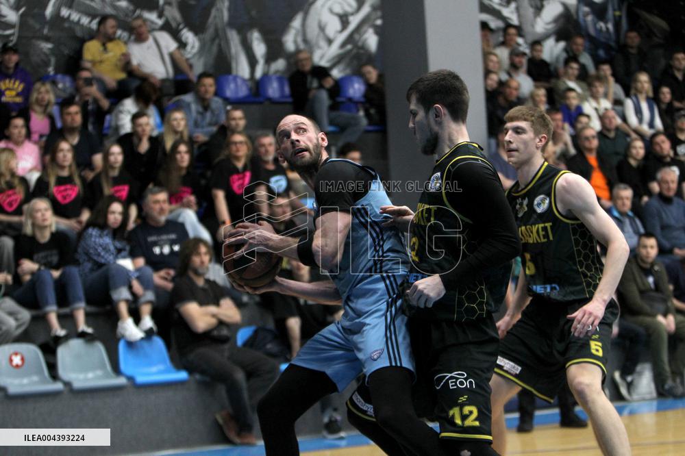 BC Dnipro beats BC Kyiv Basket 69-66