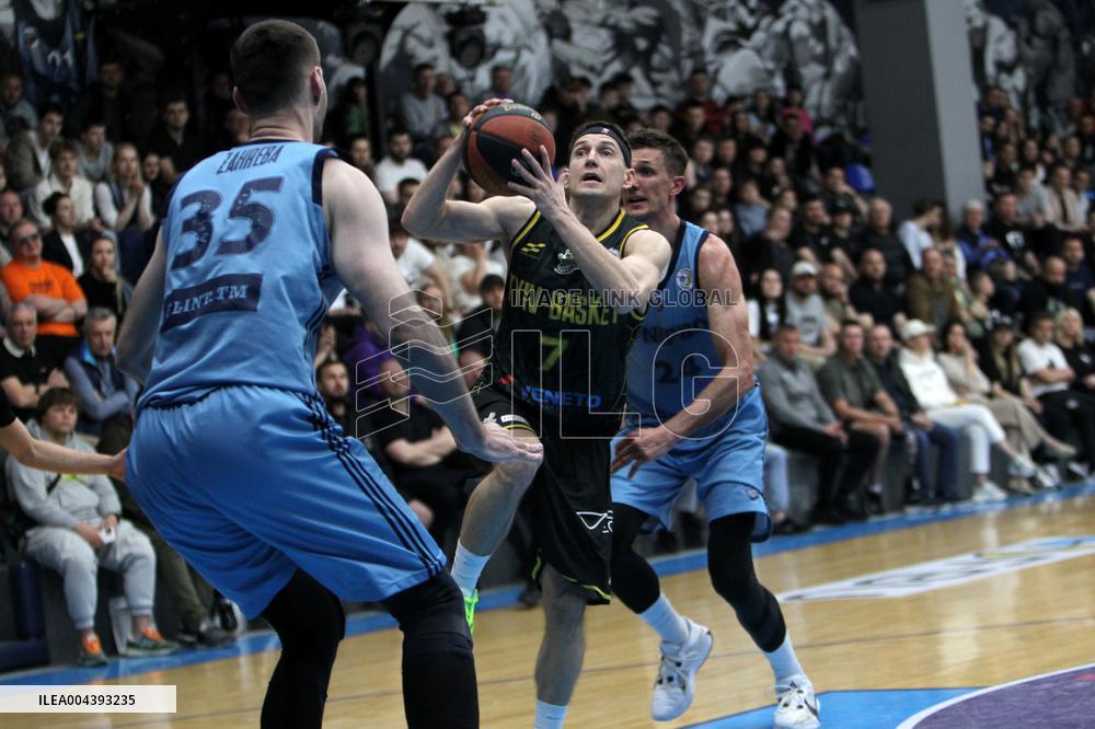 BC Dnipro beats BC Kyiv Basket 69-66