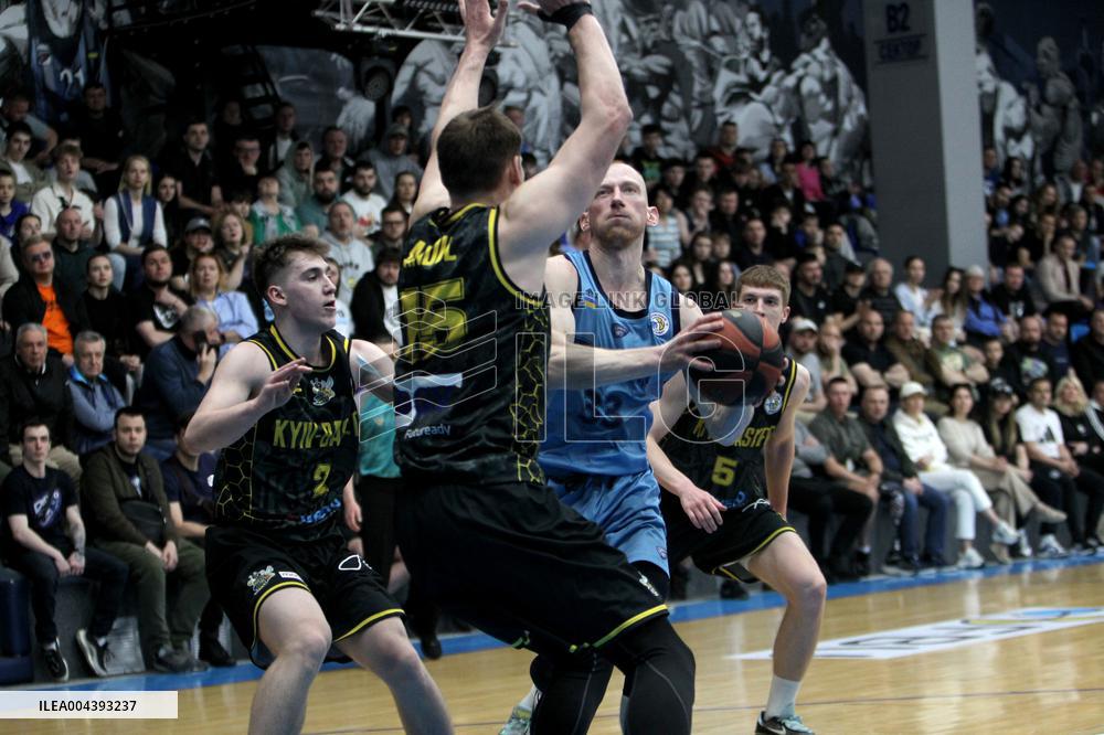 BC Dnipro beats BC Kyiv Basket 69-66