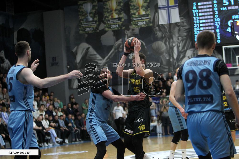 BC Dnipro beats BC Kyiv Basket 69-66