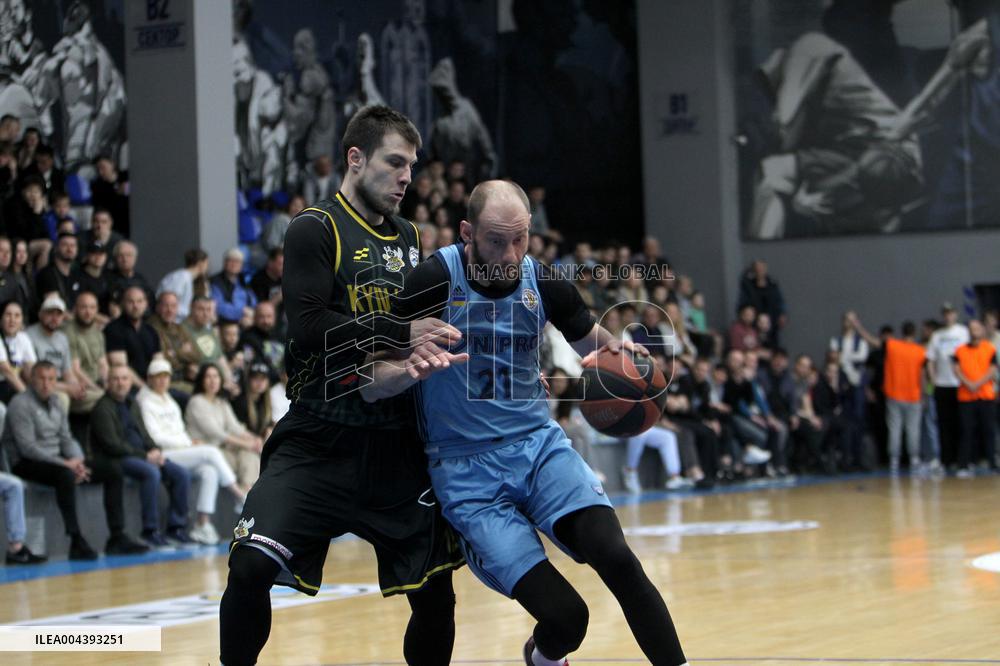 BC Dnipro beats BC Kyiv Basket 69-66