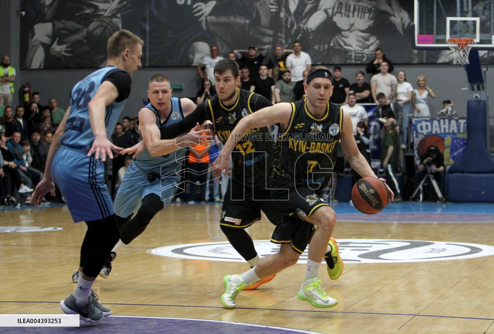 BC Dnipro beats BC Kyiv Basket 69-66