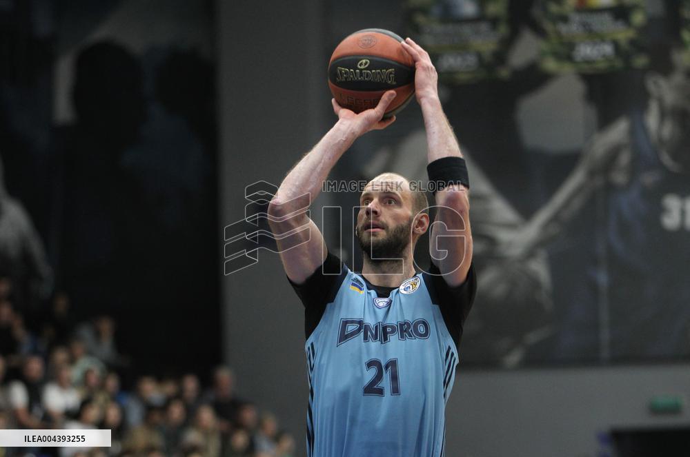 BC Dnipro beats BC Kyiv Basket 69-66