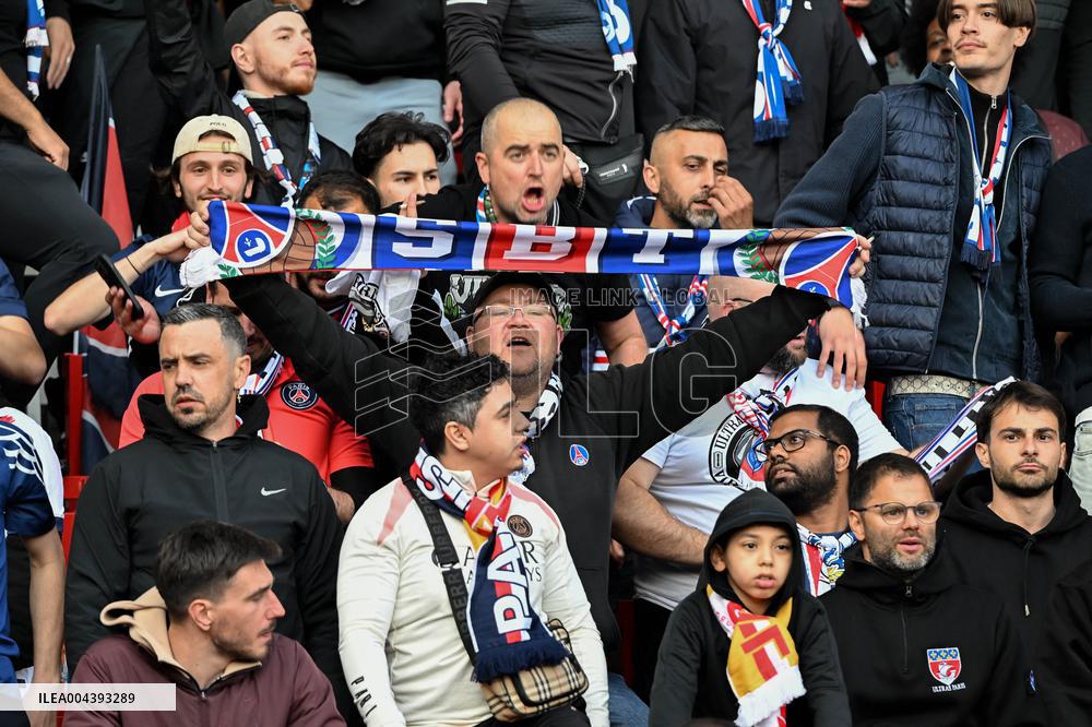 PSG Ultras At Match Between PSG And Arsenal - Paris