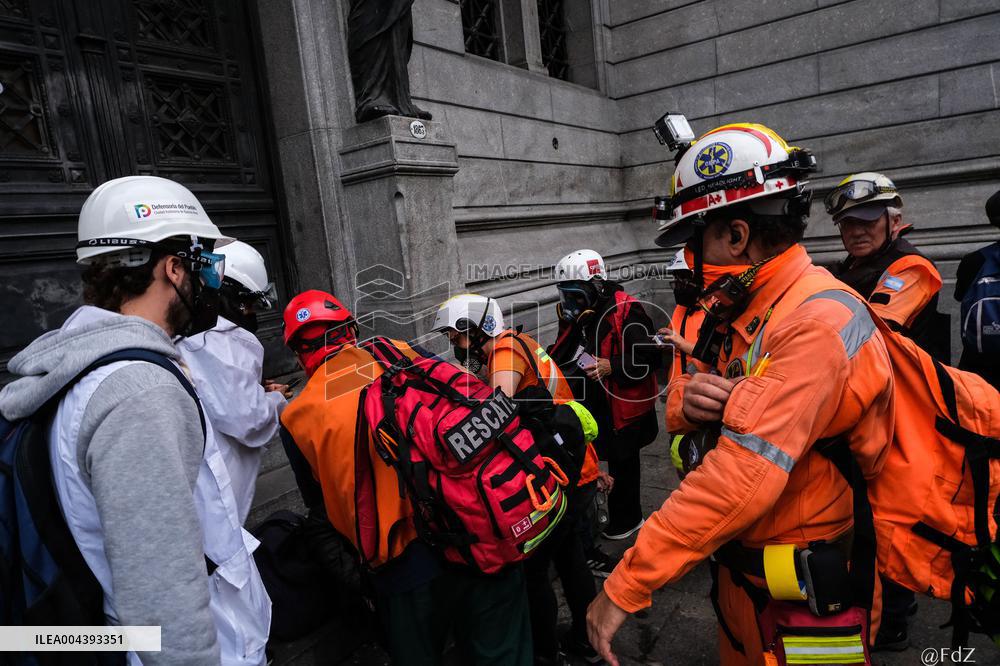 Milei's Violent Repression Of A Pensioners Protest In Argentina