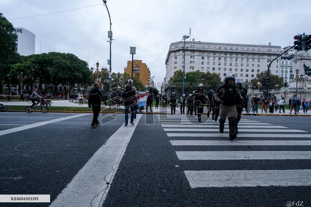 Milei's Violent Repression Of A Pensioners Protest In Argentina