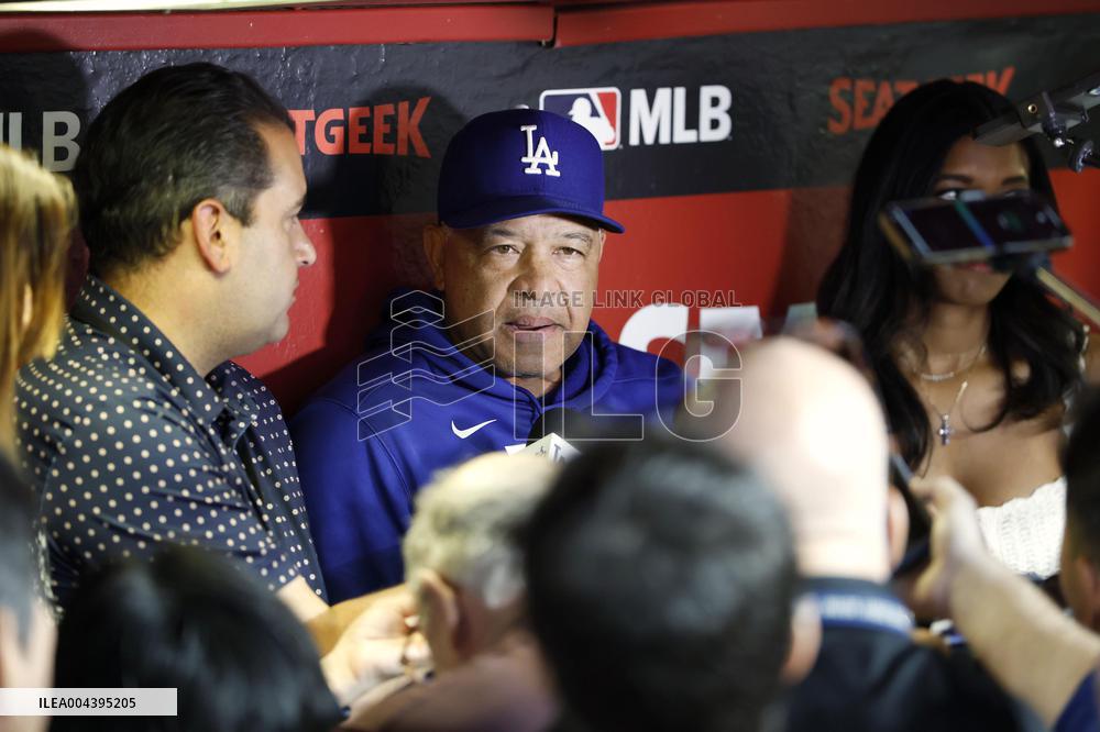 Baseball: Dodgers vs. D-backs