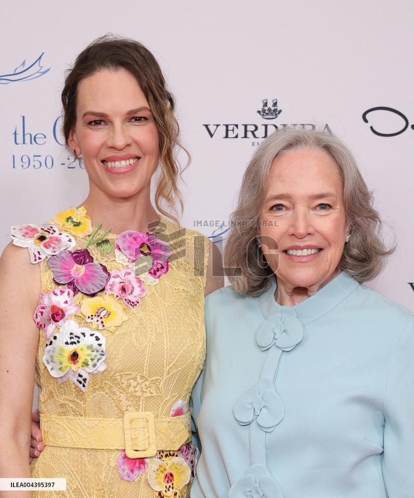 The Colleague's Annual Spring Luncheon And Oscar de la Renta Fashion Show - LA