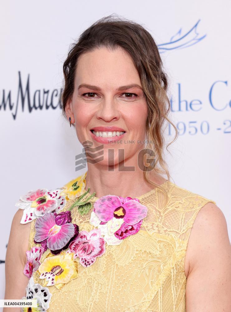 The Colleague's Annual Spring Luncheon And Oscar de la Renta Fashion Show - LA