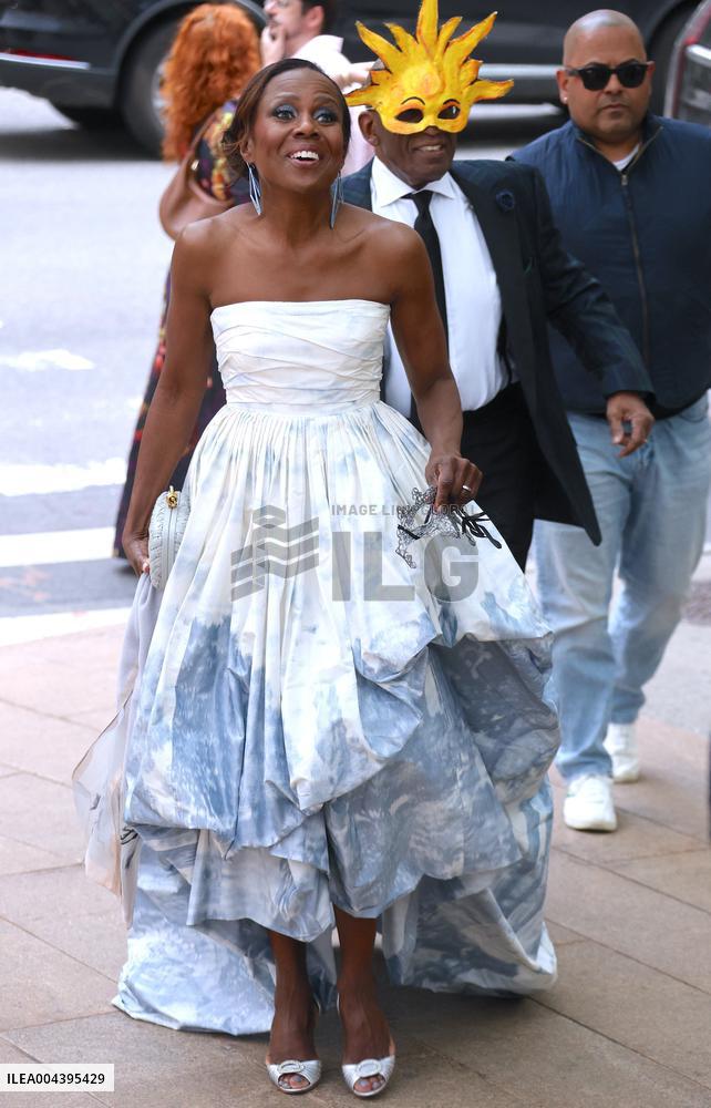 Celebs at The New York Ballet Spring Gala - NYC