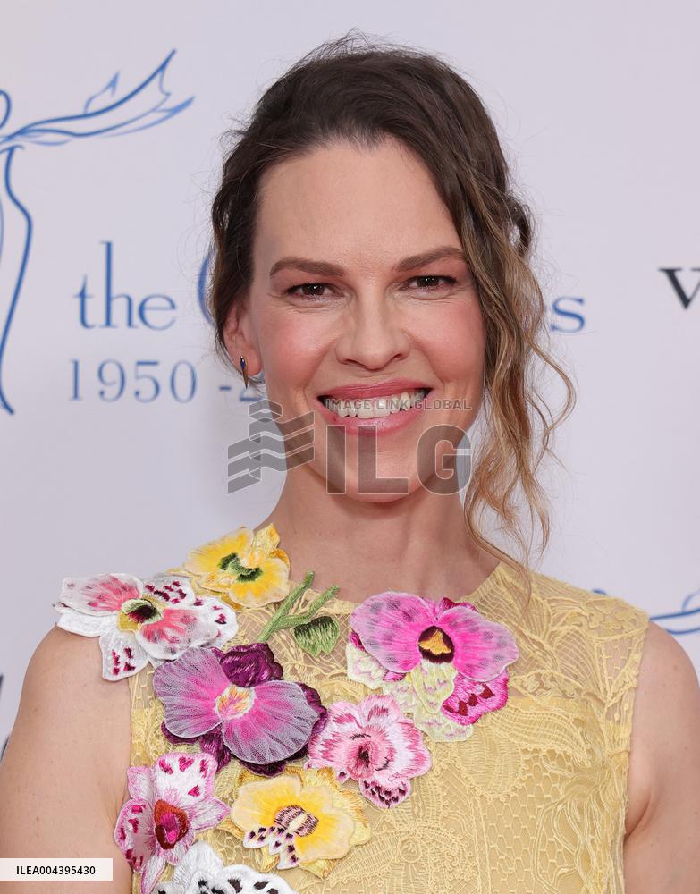 The Colleague's Annual Spring Luncheon And Oscar de la Renta Fashion Show - LA