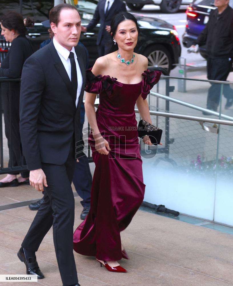 Celebs at The New York Ballet Spring Gala - NYC