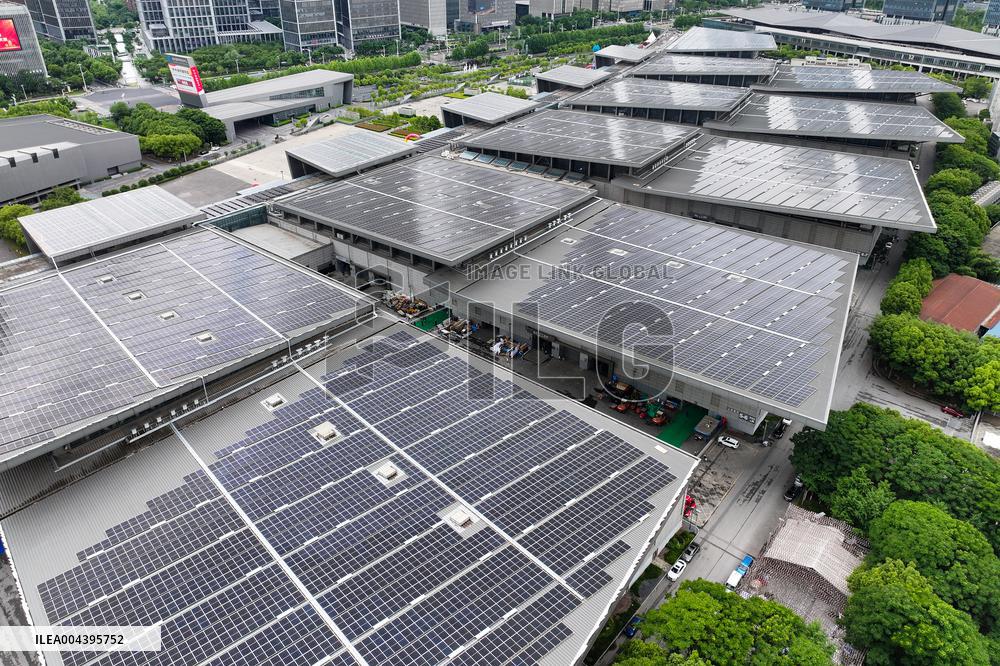 Largest Single-capacity Micro-inverter Distributed PV Power Generation Project in China