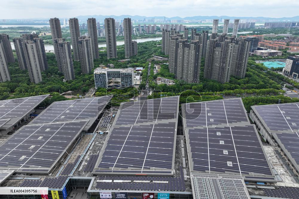 Largest Single-capacity Micro-inverter Distributed PV Power Generation Project in China