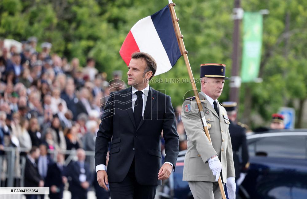 President Macron At Tomb Of The Unknown Soldier Ceremony - Paris