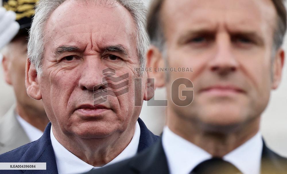 President Macron At Tomb Of The Unknown Soldier Ceremony - Paris