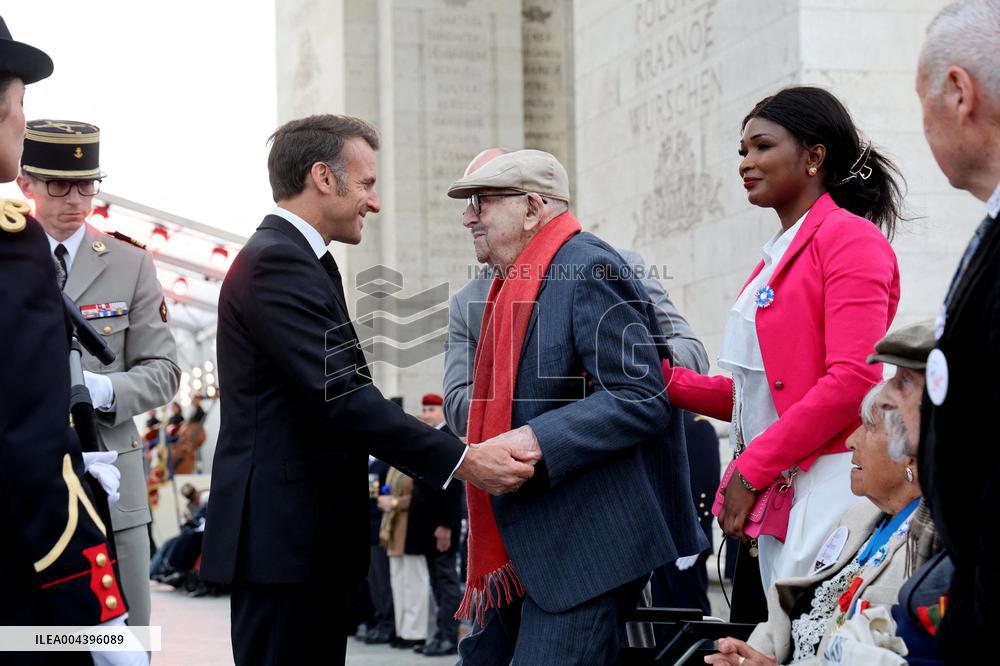 President Macron At Tomb Of The Unknown Soldier Ceremony - Paris